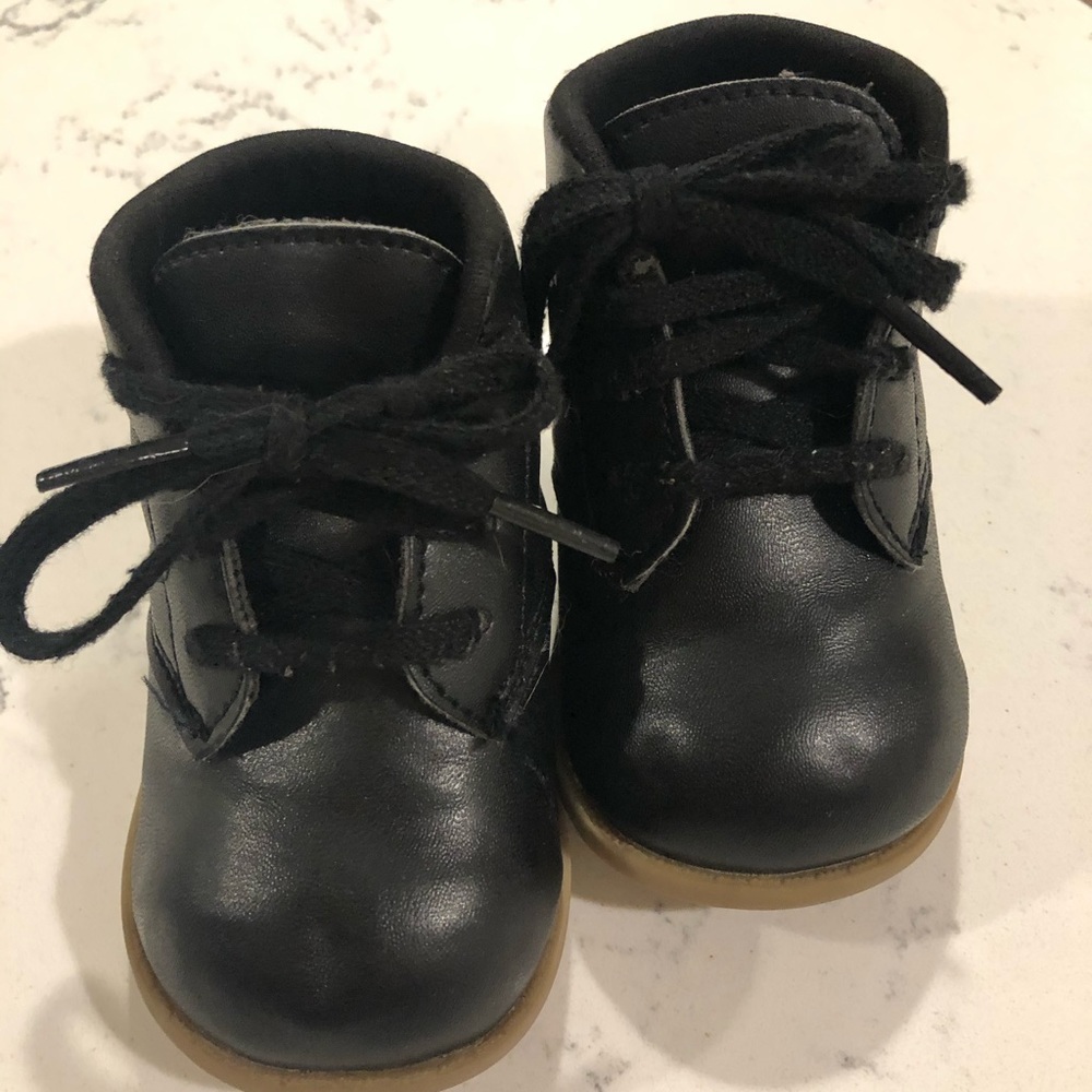 Teeny toes toddler/baby all black shoes